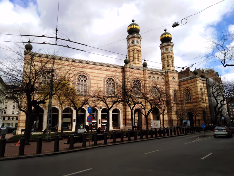 Budapest Private Tour - Dohany Synagogue