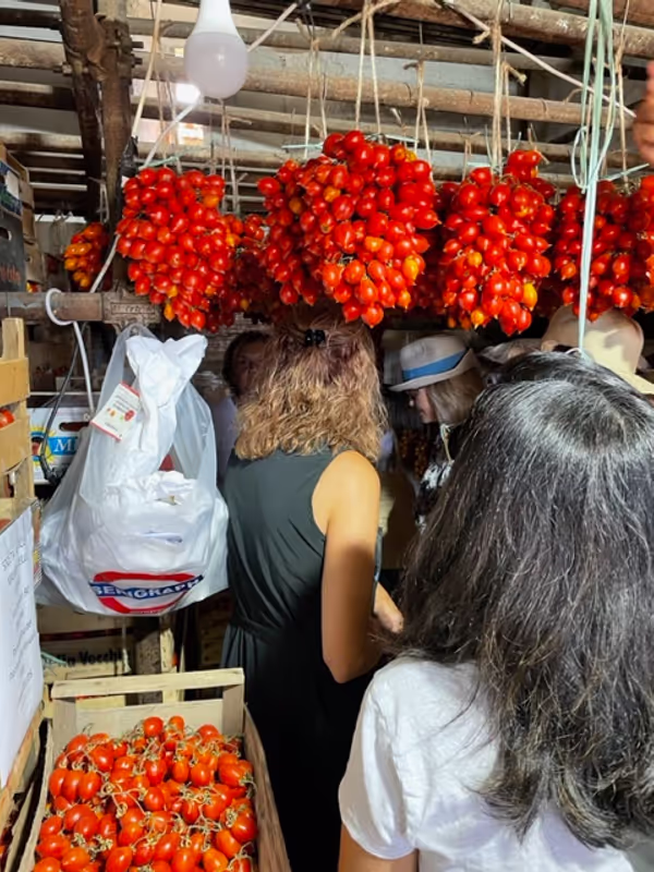 Naples Private Tour - tomato production