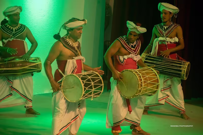Colombo Private Tour - Cultural dancing show