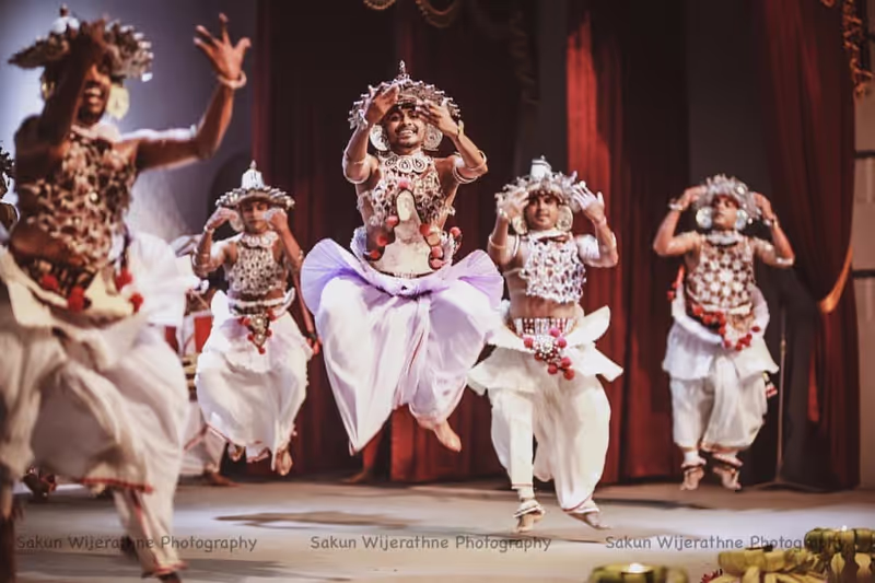 Colombo Private Tour - Cultural dancing show