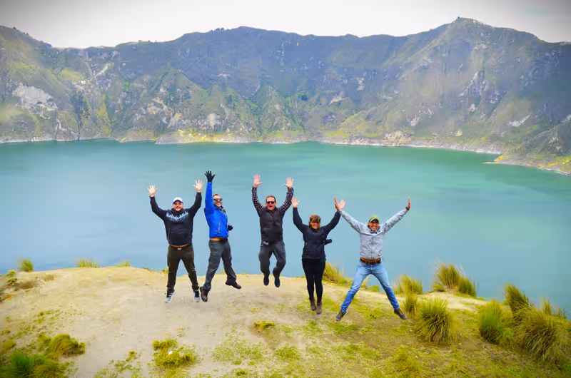 Quito Private Tour - Quilotoa lagoon with friends